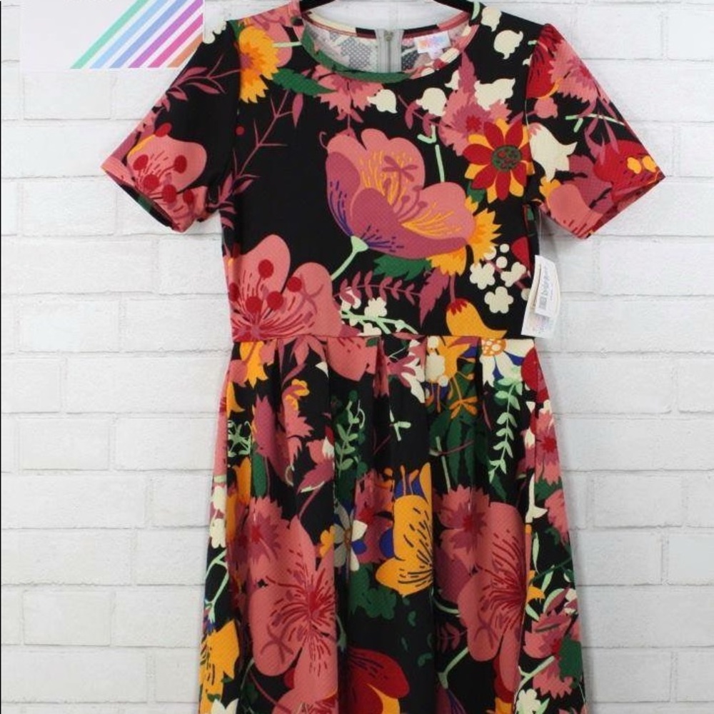 Lularoe Amelia